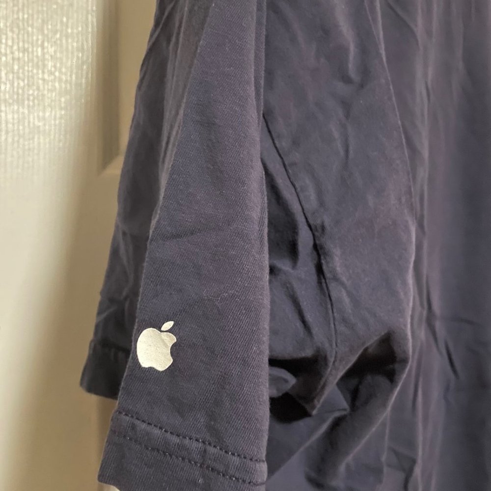 Mens Apple T-shirt